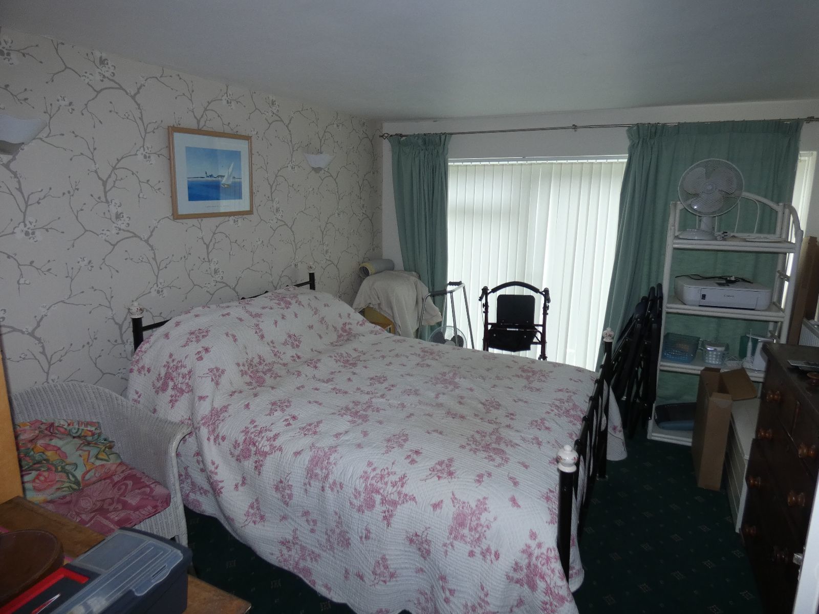 3 bedroom bungalow for sale, Penrhyn Drive North, Fairbourne, LL38 2DX