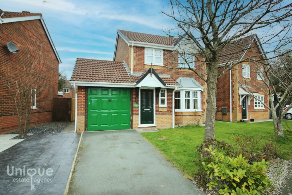3 bedroom detached house for sale, Chirk Drive, ThorntonCleveleys, FY5 4FG