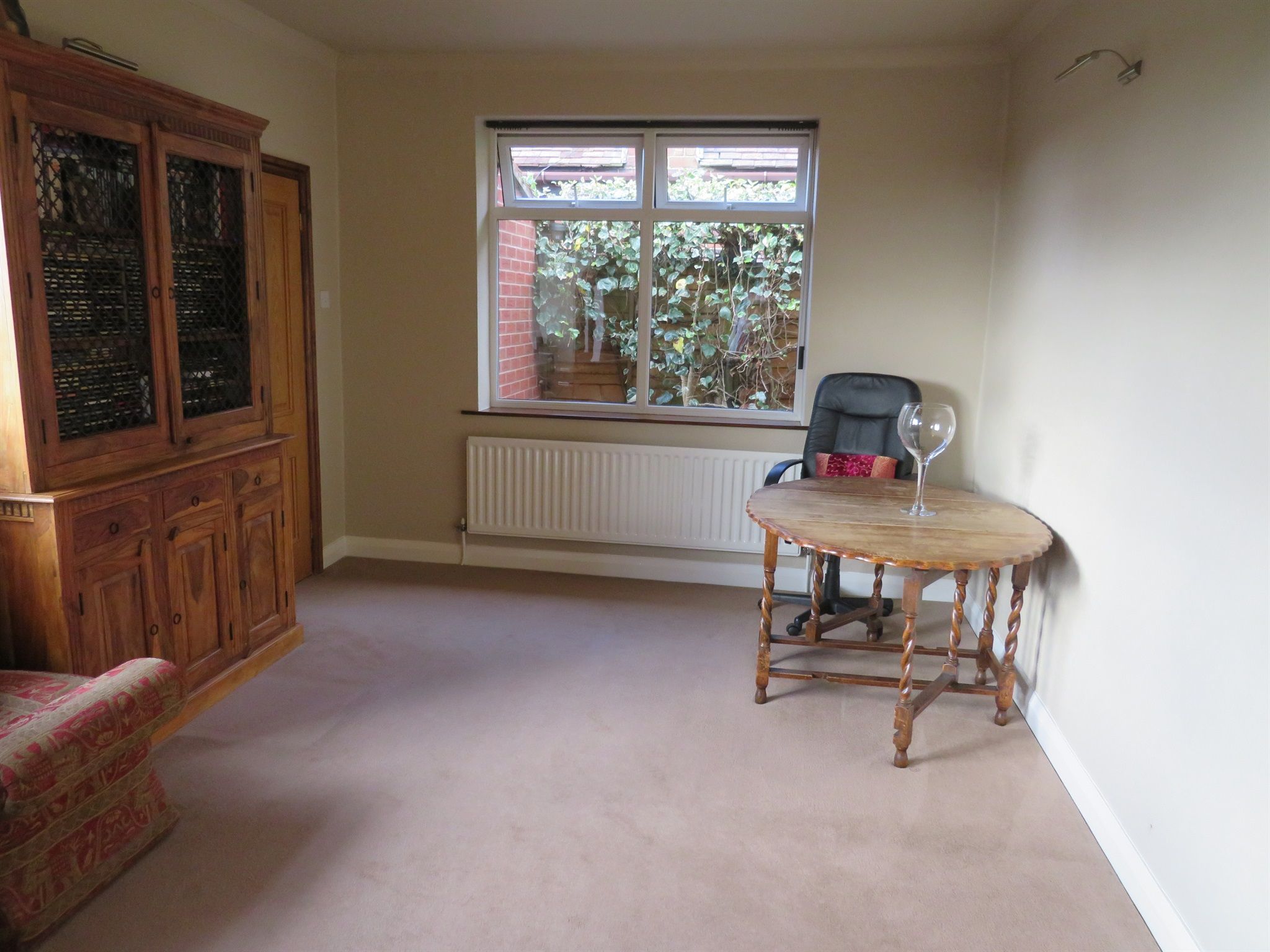 3 bedroom detached bungalow for sale, Postern Road, Tatenhill, BurtonOnTrent DE, Burtonon