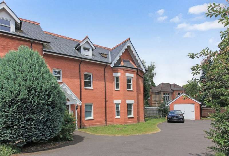 2 bedroom flat for sale, Cavendish Place, Bournemouth, BH1 1RQ