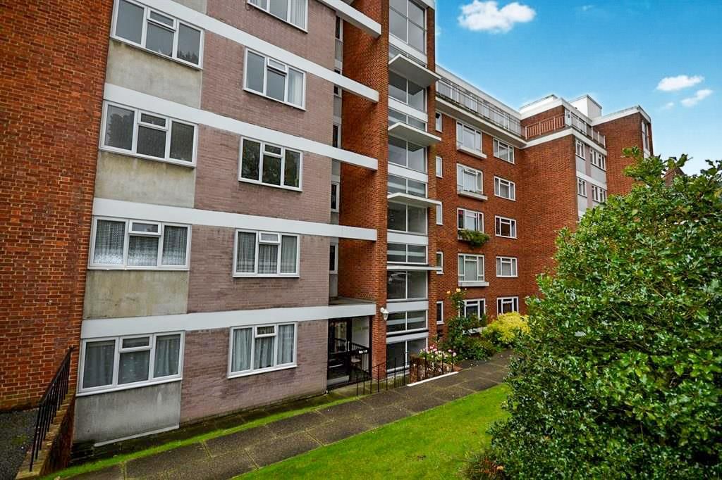 2 bedroom flat for sale, Selwyn Road, Eastbourne, BN21 2LF