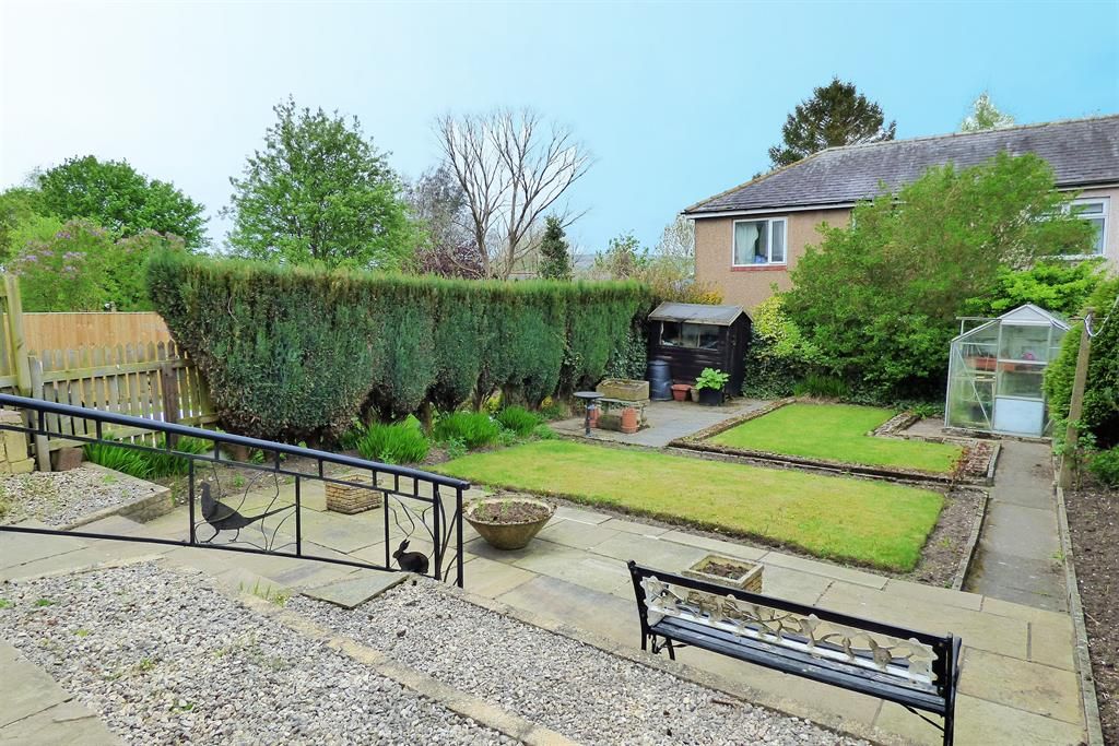 3 bedroom semidetached house for sale, Springfield Avenue