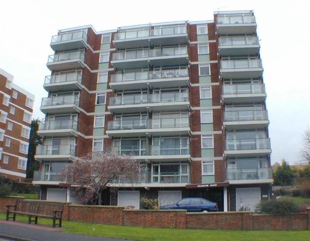 1 bedroom house to rent, Upperton Road, Eastbourne, BN21 1LR