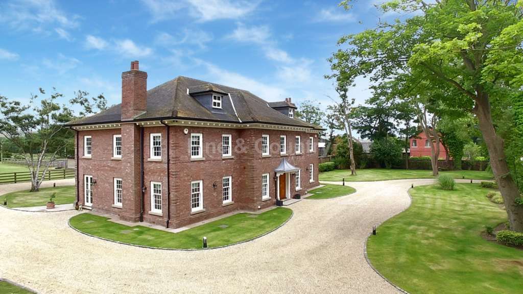 6 bedroom detached house for sale, Barton Mere, Southport Old Road
