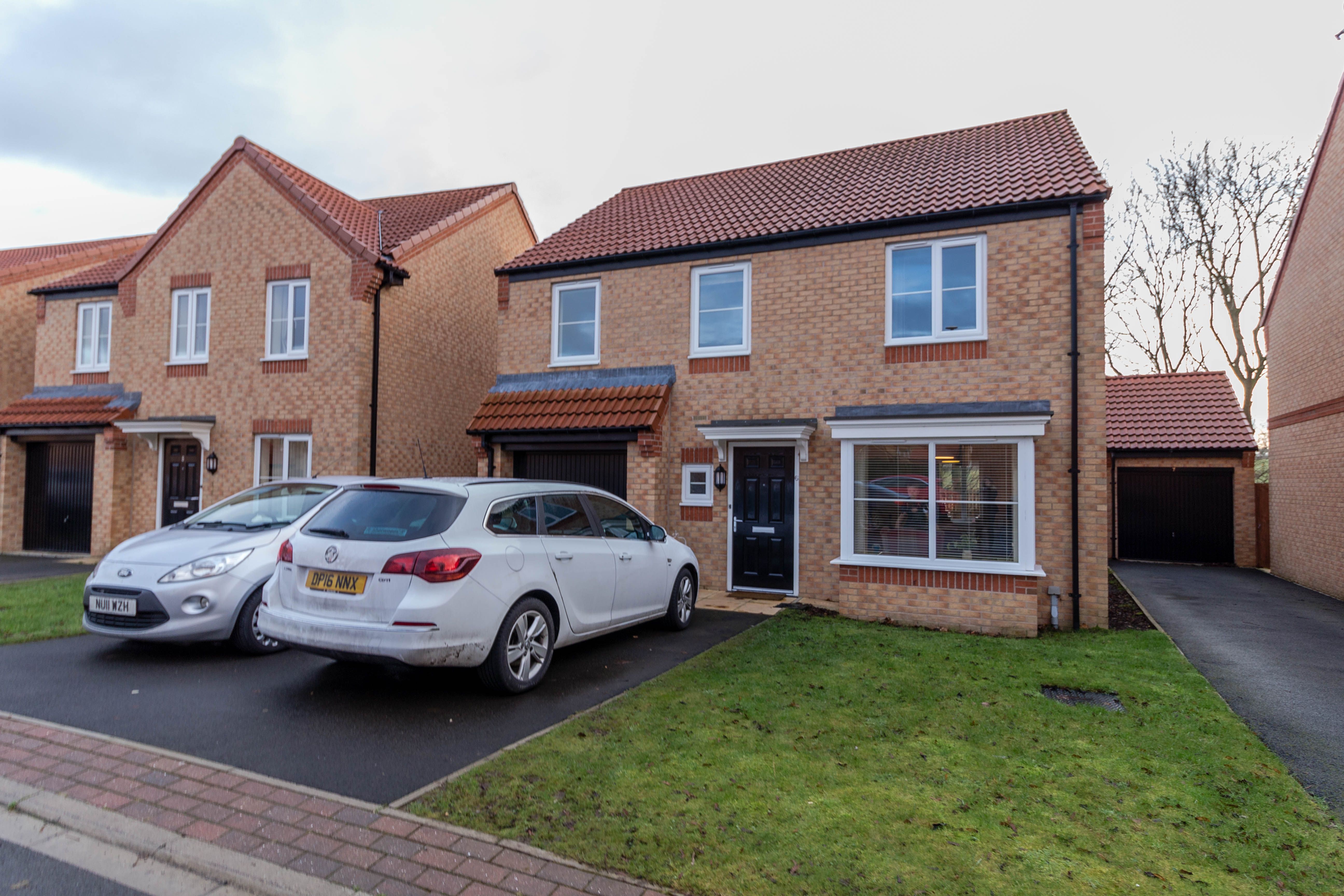 4 bedroom detached house to rent, Bluebell Walk, Colburn, Catterick