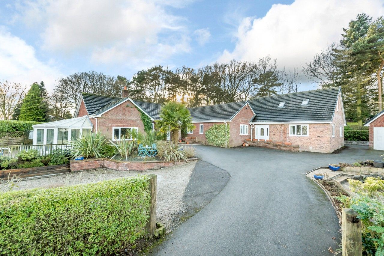 6 bedroom detached bungalow for sale, Off Pinewood Road, Ashley Heath
