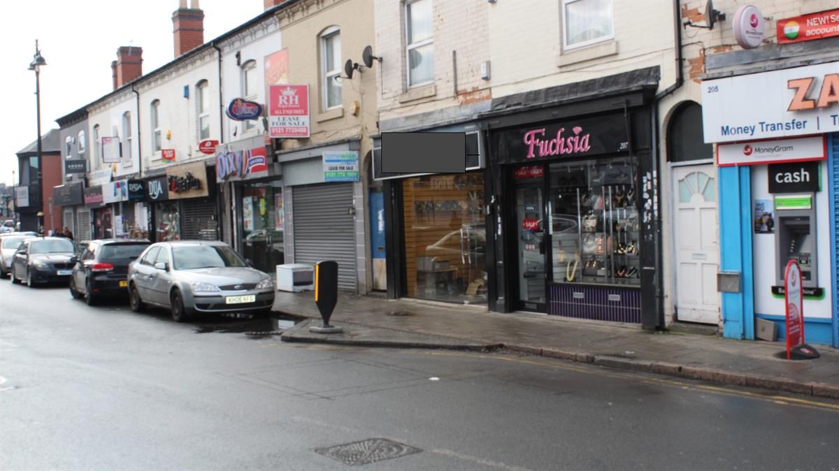 Shop to rent, Ladypool Road, Birmingham, B12 8LG
