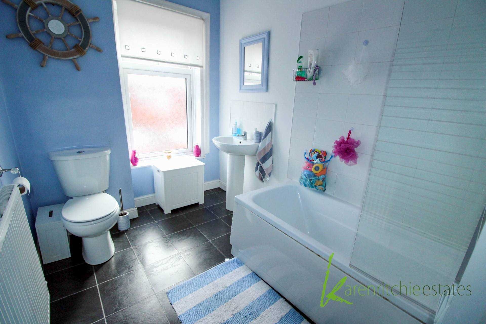 2 bedroom terraced house for sale, Crosby Road, Bolton, BL1 4EL