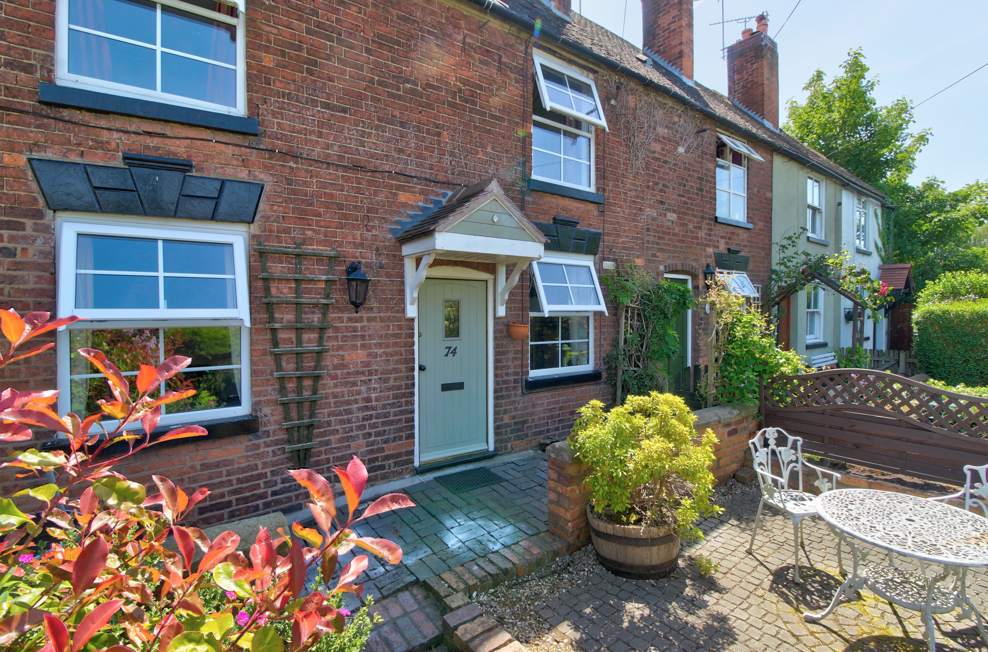 3 bedroom cottage for sale, Gospel End Street, Sedgley, Dudley DY, DY3 3LR