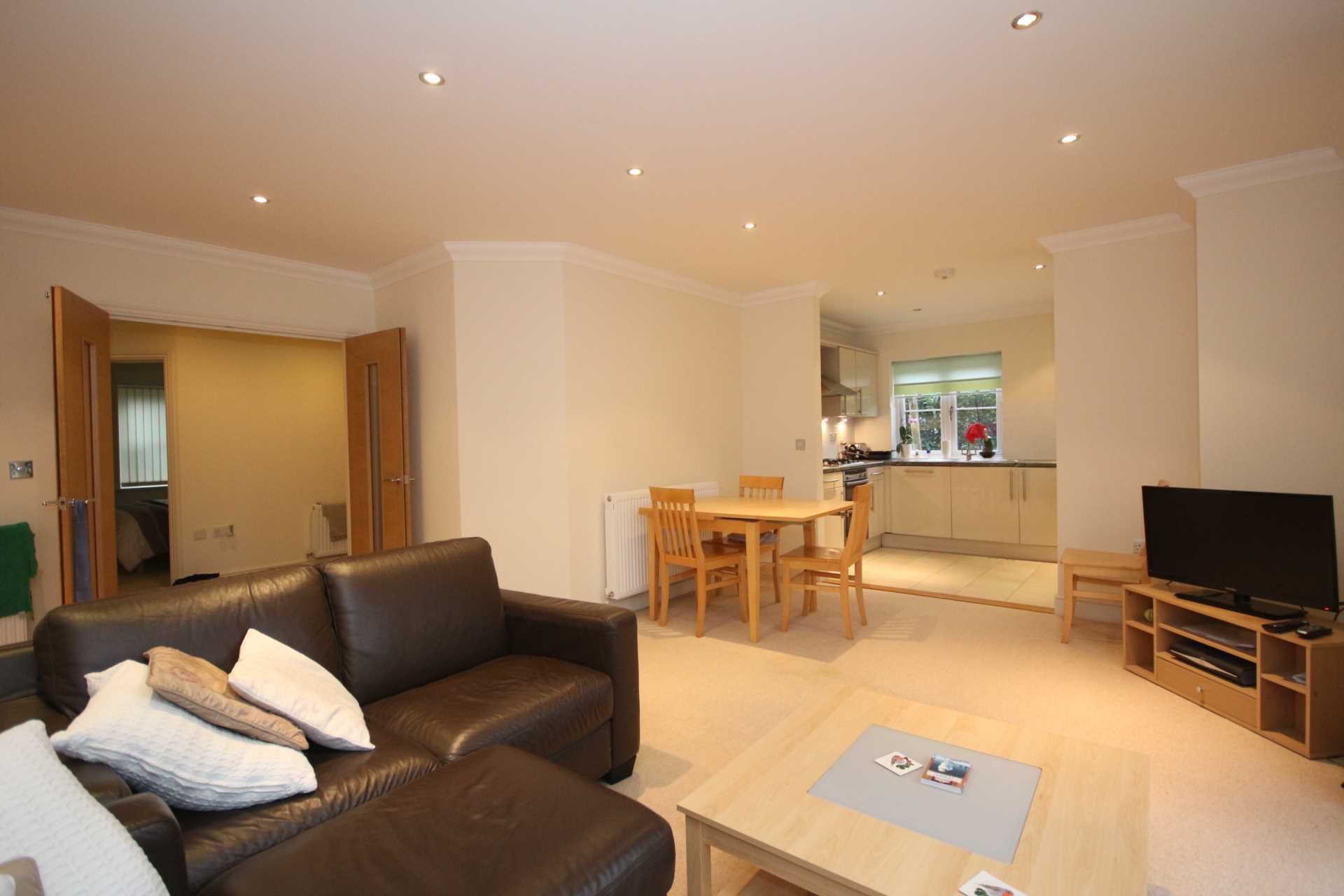 2 Bedroom Apartment To Rent Oxfordshire Place Bracknell