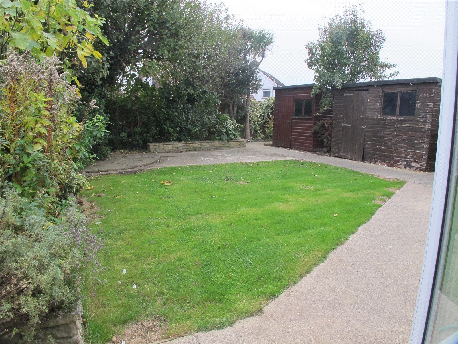 2 bedroom bungalow for sale, Warwick Close, Leeonthesolent, PO13 9AZ