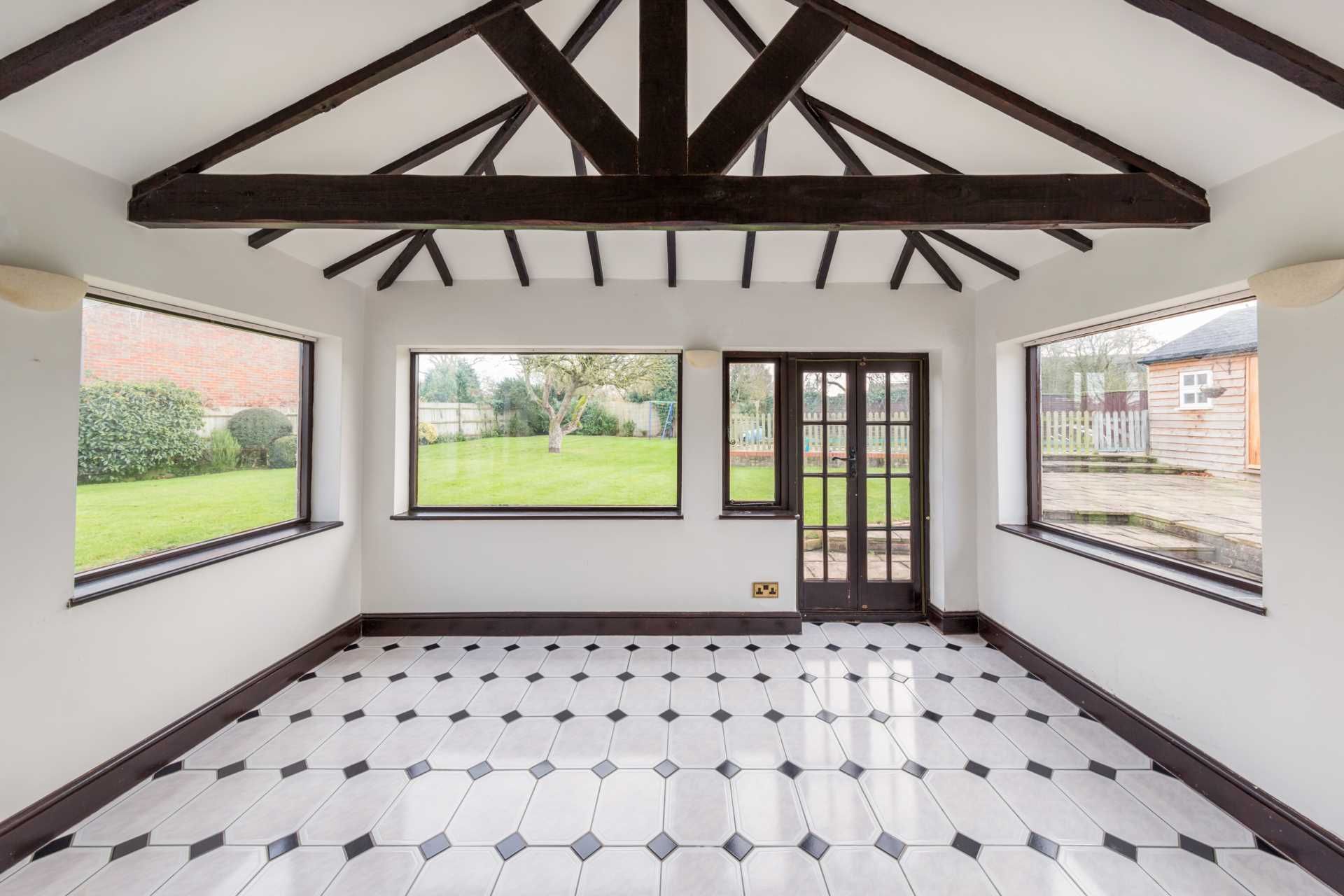 5 bedroom detached house to rent, Pegg House, Peggs Lane, Buckland