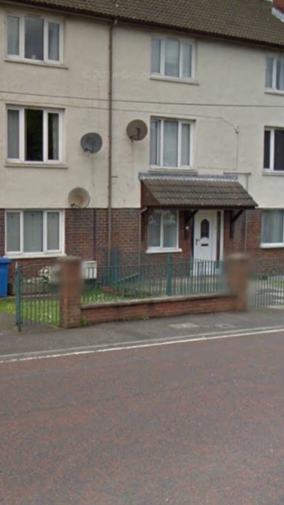 2 Bedroom Flat To Rent Whincroft Road Belfast Bt5 7jz