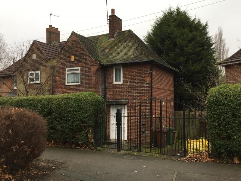 2 bedroom semidetached house to rent, Gipton Approach, Gipton, Leeds