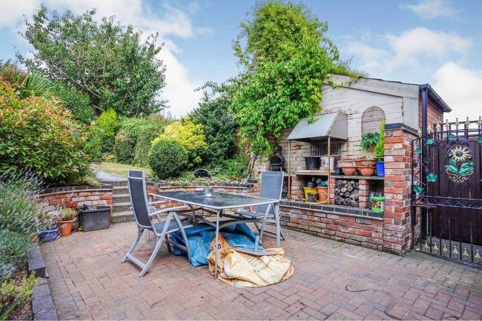 2 bedroom terraced house for sale, Malvern Street, BurtonOnTrent DE