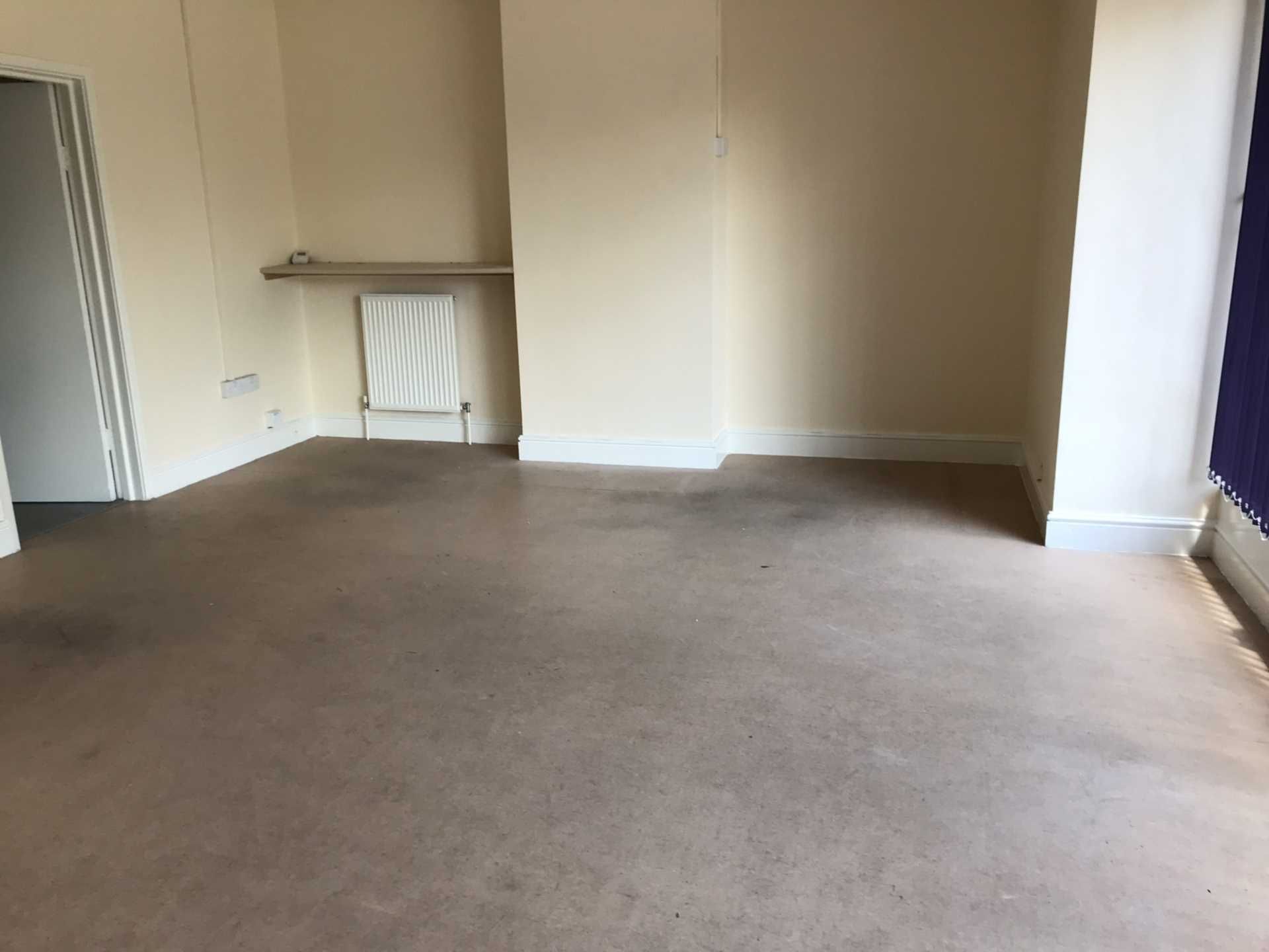 Commercial unit to rent, Castle Rise, Runcorn, WA7 5XN