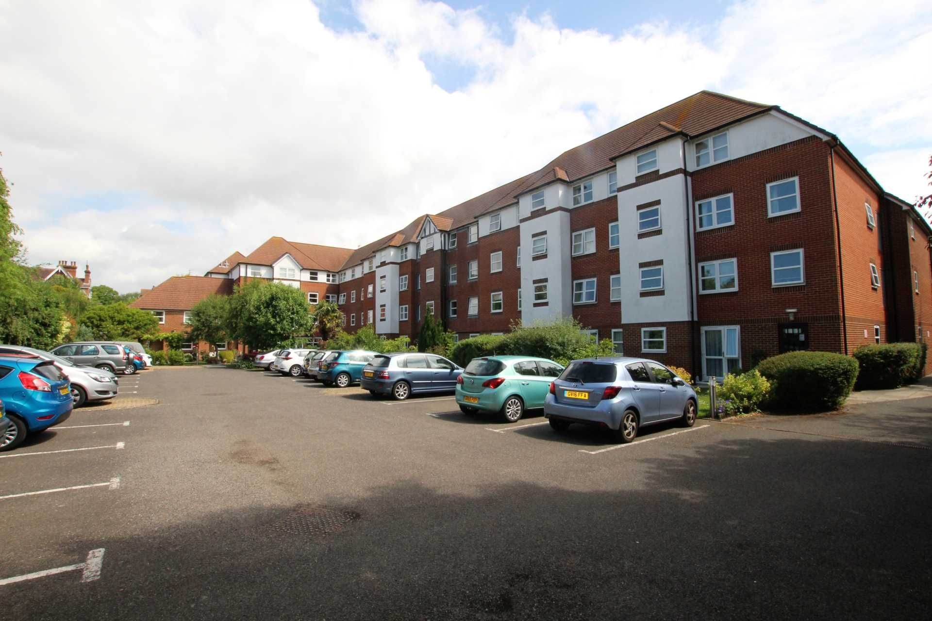 1 bedroom flat for sale, Granville Road, Eastbourne, BN20 7HD