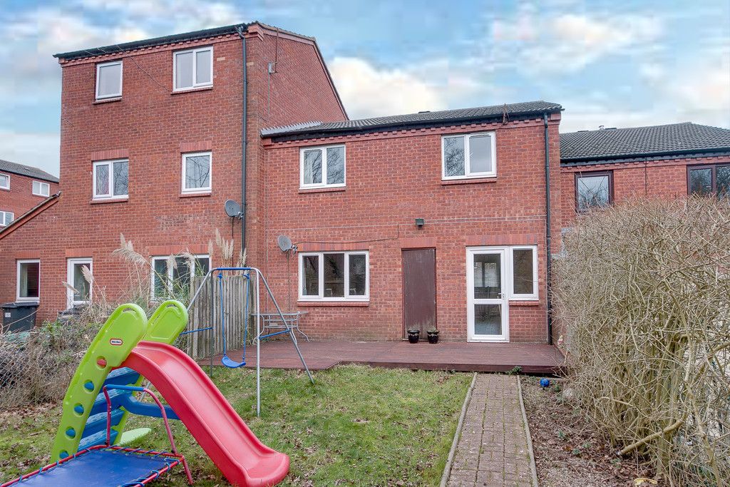 2 bedroom detached house for sale, Upper Field Close, Church Hill North