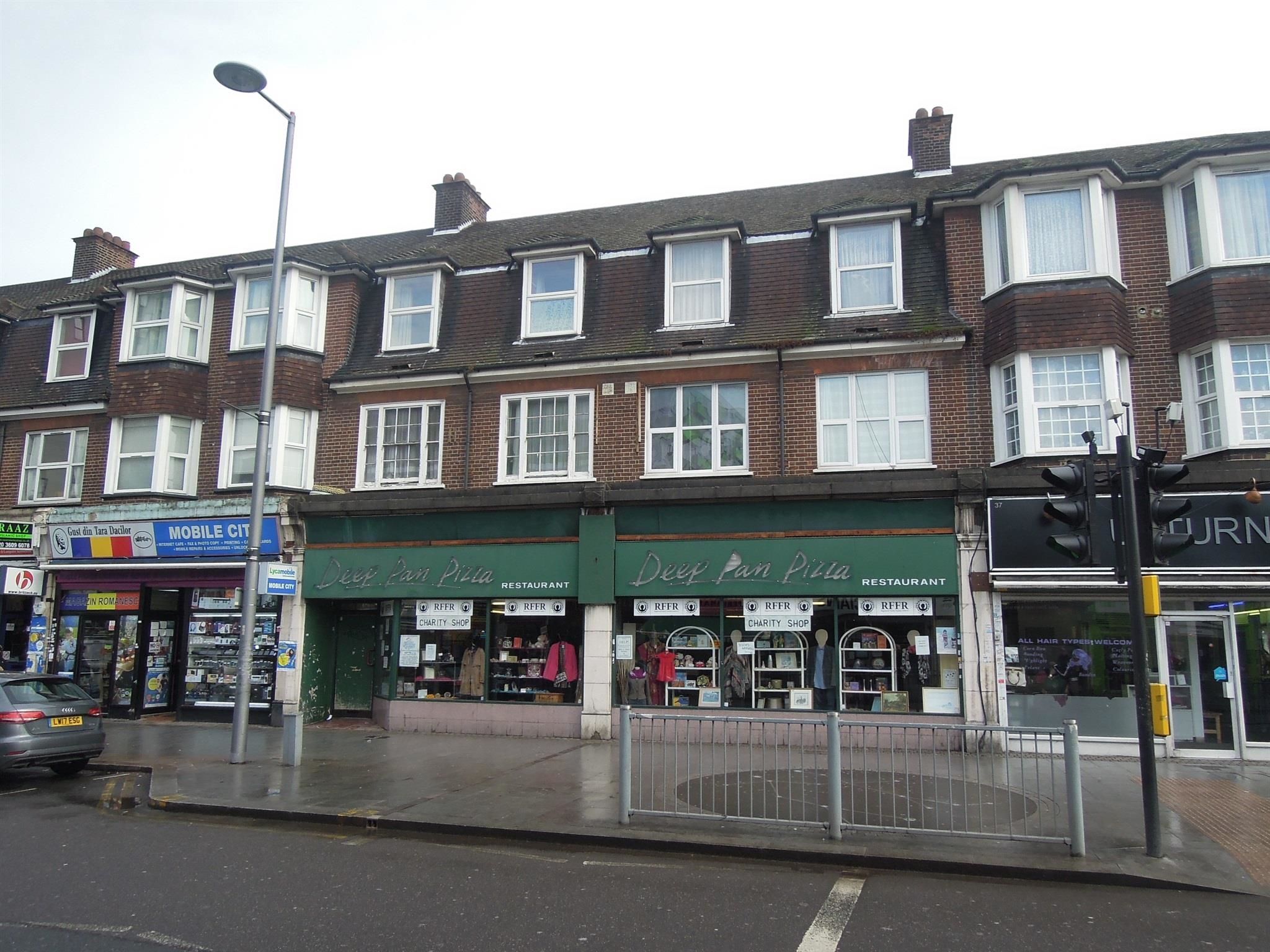 3 bedroom flat for sale, Ripple Road, Barking, IG11 7NX