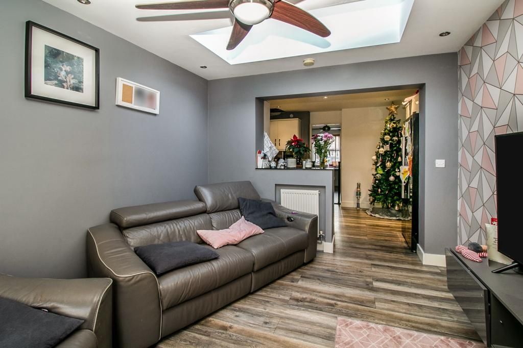 2 bedroom terraced house for sale, Adstock Way, Grays, Thurrock, RM17