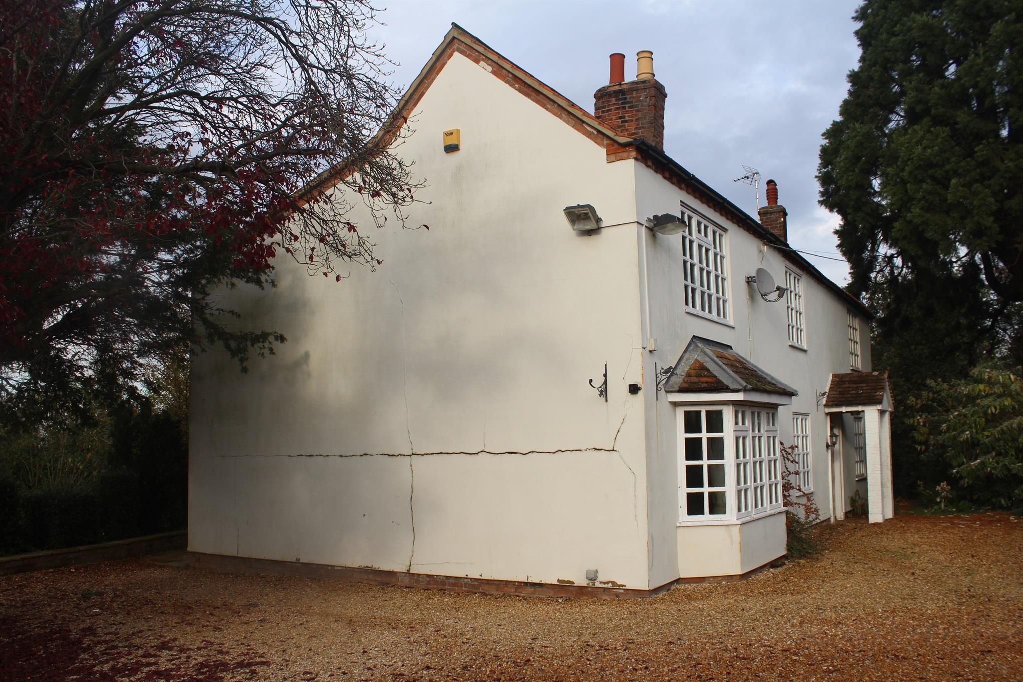 5 bedroom detached house for sale, Walnut Tree House, New Road, Tilney