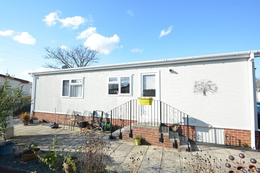 2 bedroom park home for sale, Carr Bridge Residential Park, Blackpool