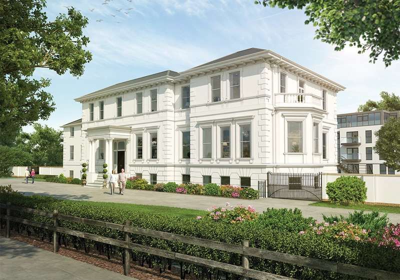 2 bedroom flat for sale, New Court, Lansdown Road, Cheltenham, GL50 2JA