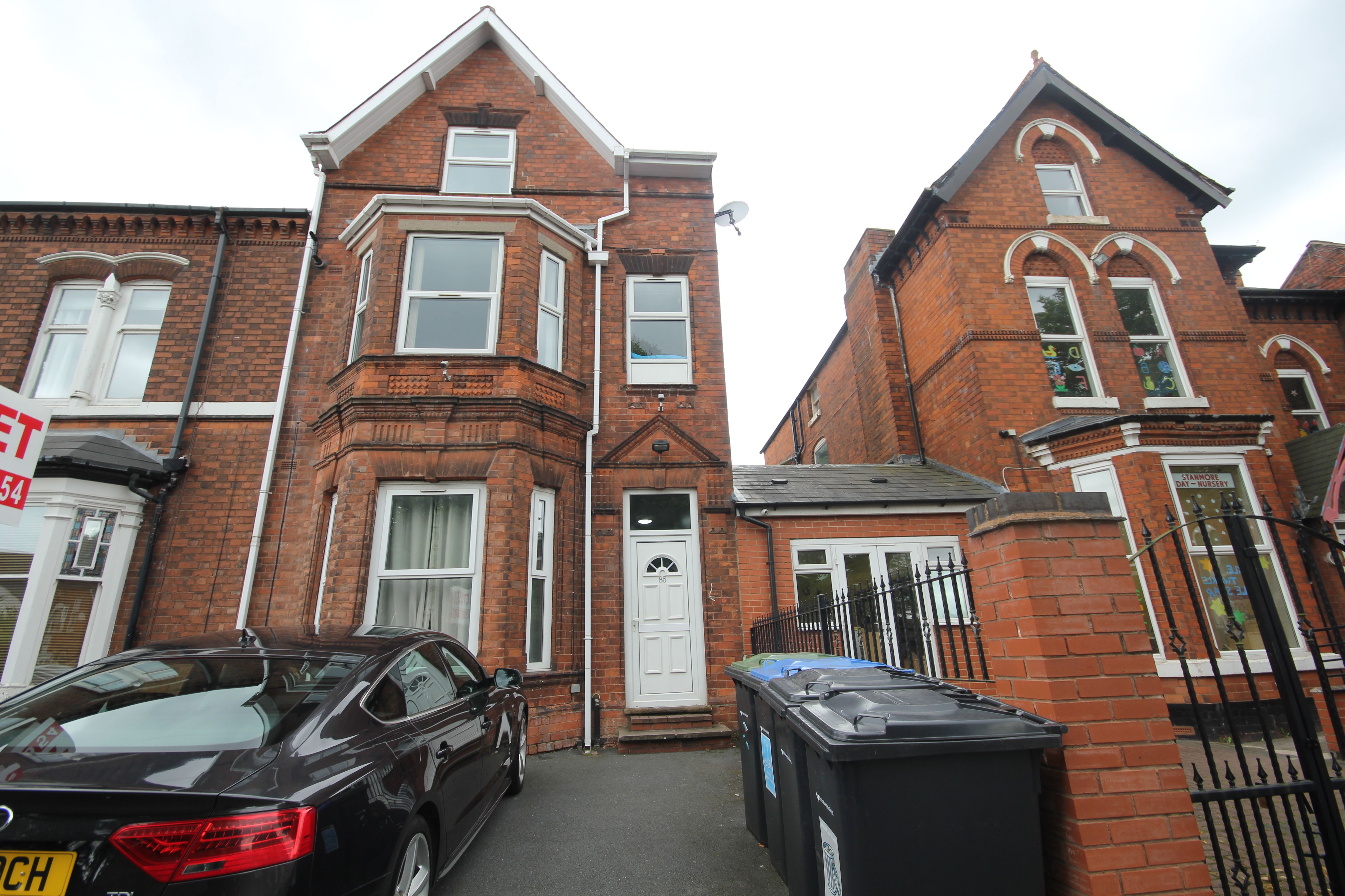Studio flat to rent, Stanmore Road, Edgbaston B, Birmingham, B16 9SU