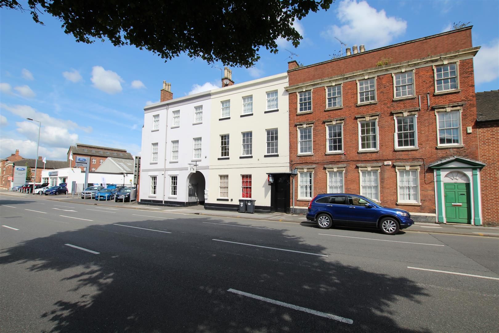 1 bedroom flat for sale, Horninglow Street, BurtonOnTrent DE, Burton