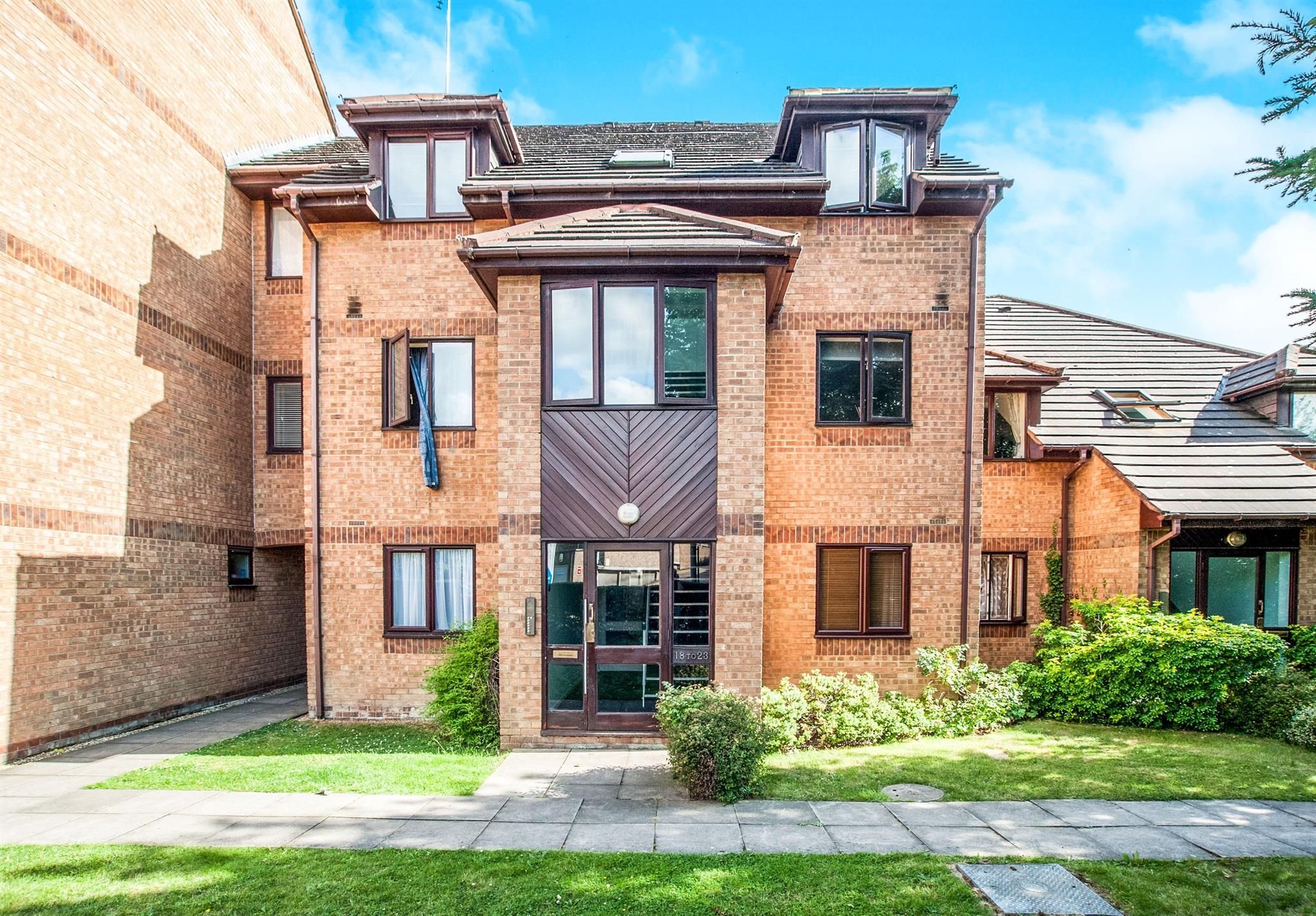 1 bedroom flat for sale, Rickmansworth Road, Watford, WD18 7LP