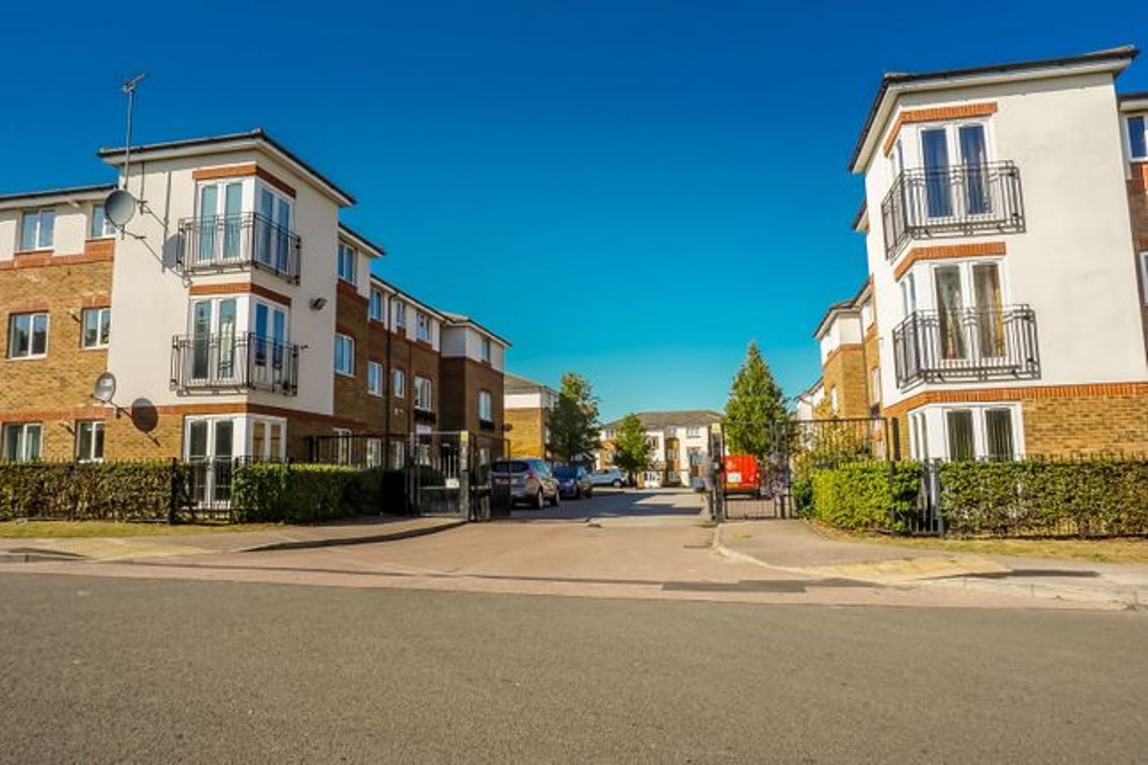 2 bedroom flat for sale, Netherfield, Milton Keynes MK, MK6 4JW