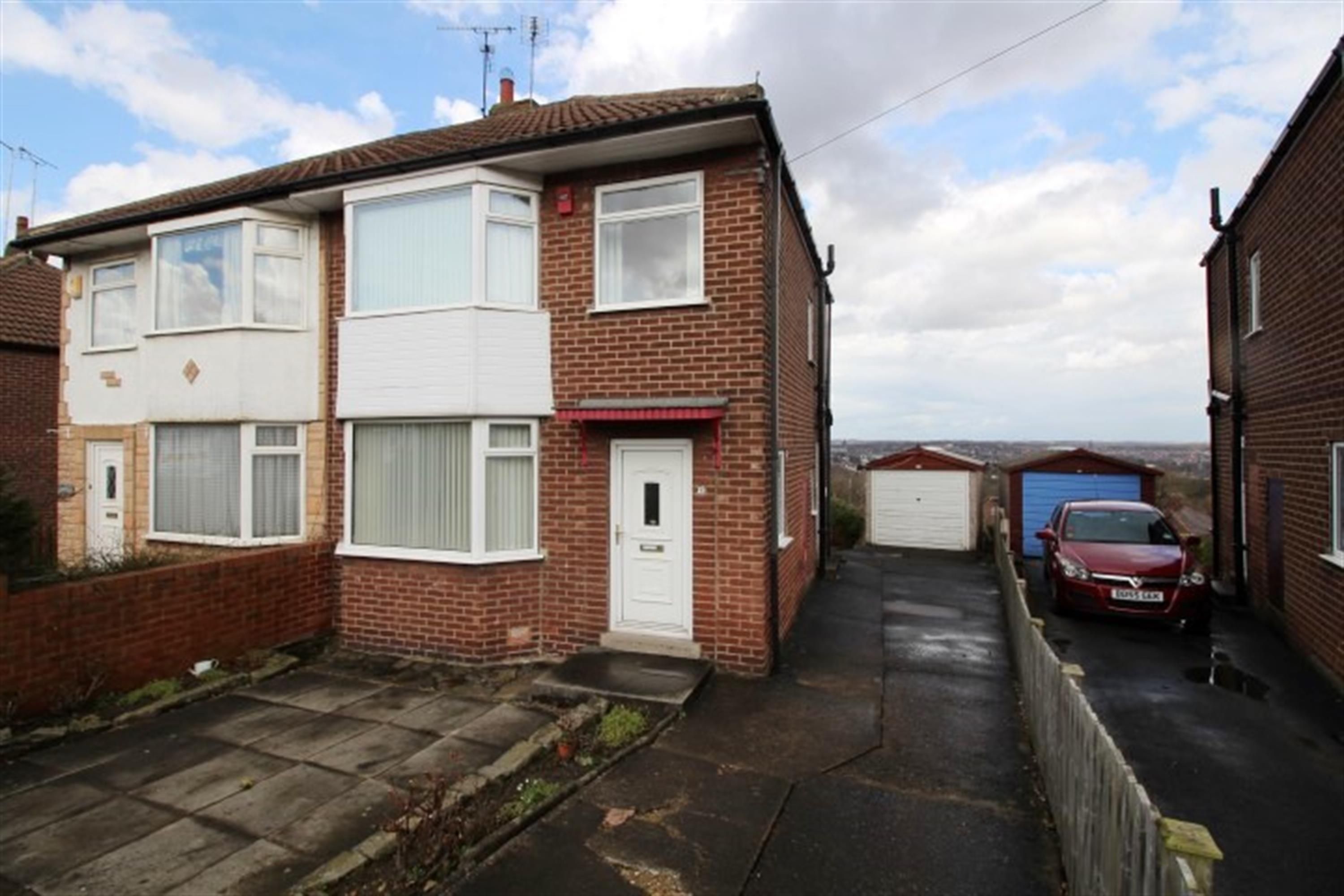 3 bedroom semidetached house for sale, Armley Grange Walk, Leeds, LS12 3QW