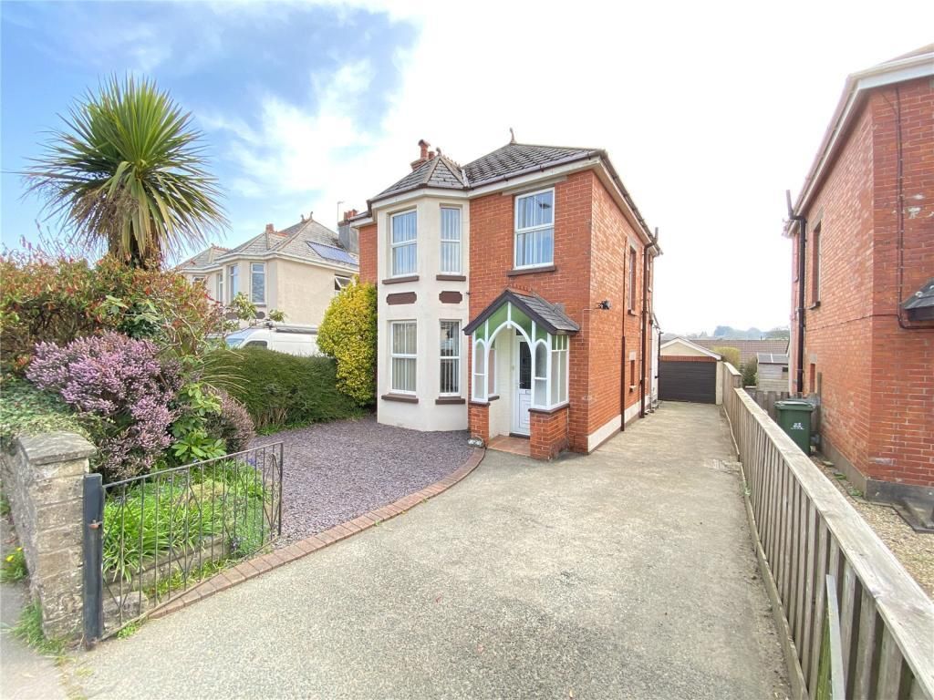 3 bedroom detached house for sale, North Road, Holsworthy, EX22 6HQ