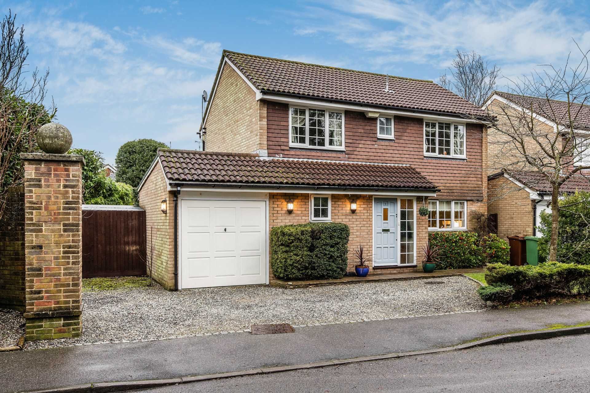 4 bedroom detached house for sale, Park House Gardens, Southborough
