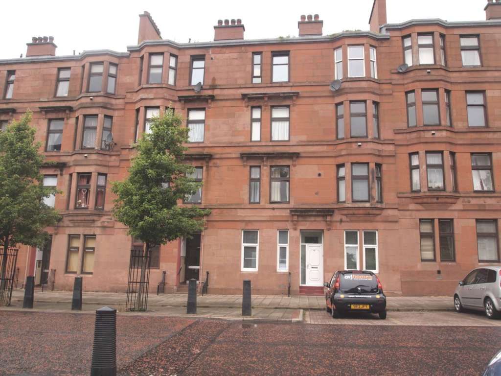 2 bedroom flat to rent, Langside Road, Glasgow, G42 7JS