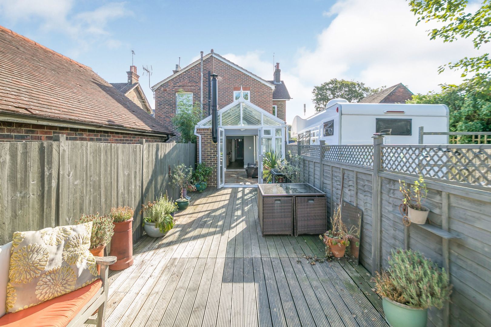 3 bedroom semidetached house for sale, Valebridge Road, Burgess Hill RH, RH15 0RA