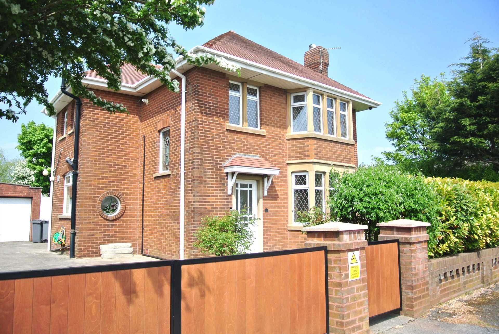 3 bedroom detached house for sale, Moss House Road, Blackpool, FY4 5JF