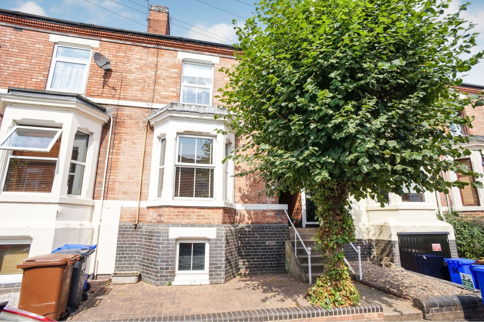 2 bedroom terraced house for sale, Malvern Street, BurtonOnTrent DE