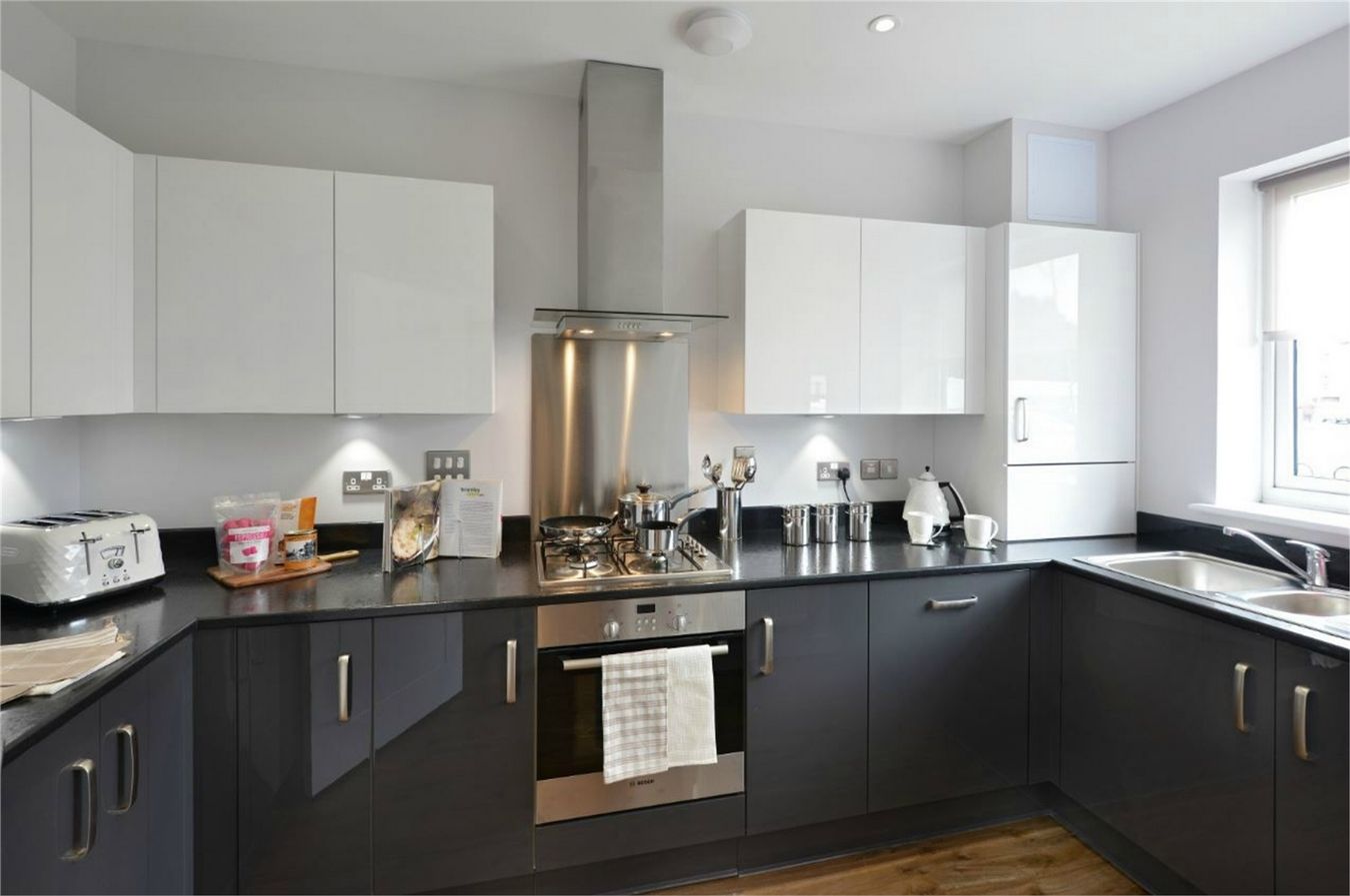 3 bedroom town house for sale, The Electric Quarter, High Street
