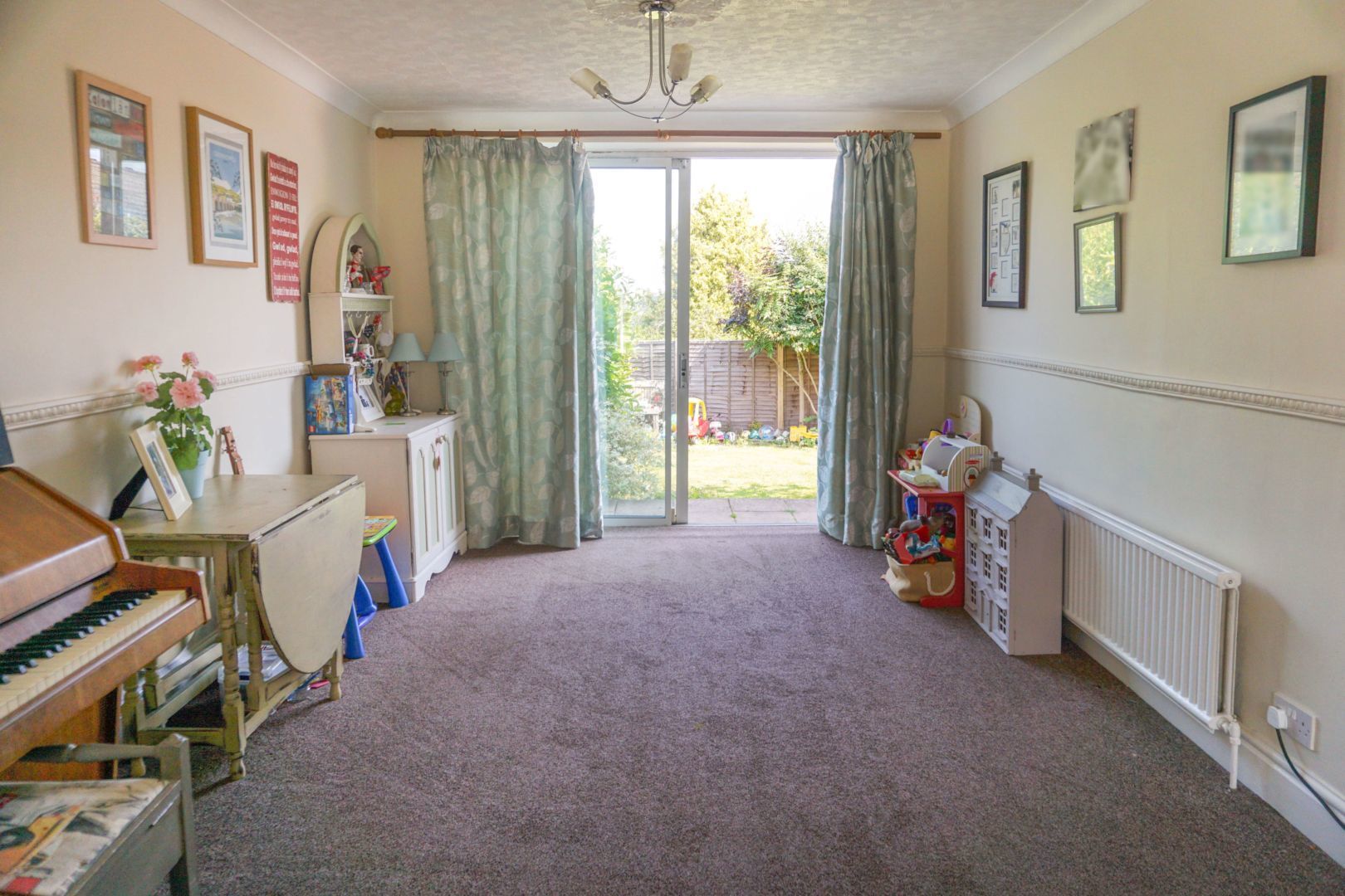 3 bedroom semidetached house for sale, Fairlie Crescent, Birmingham B, B38 8DX