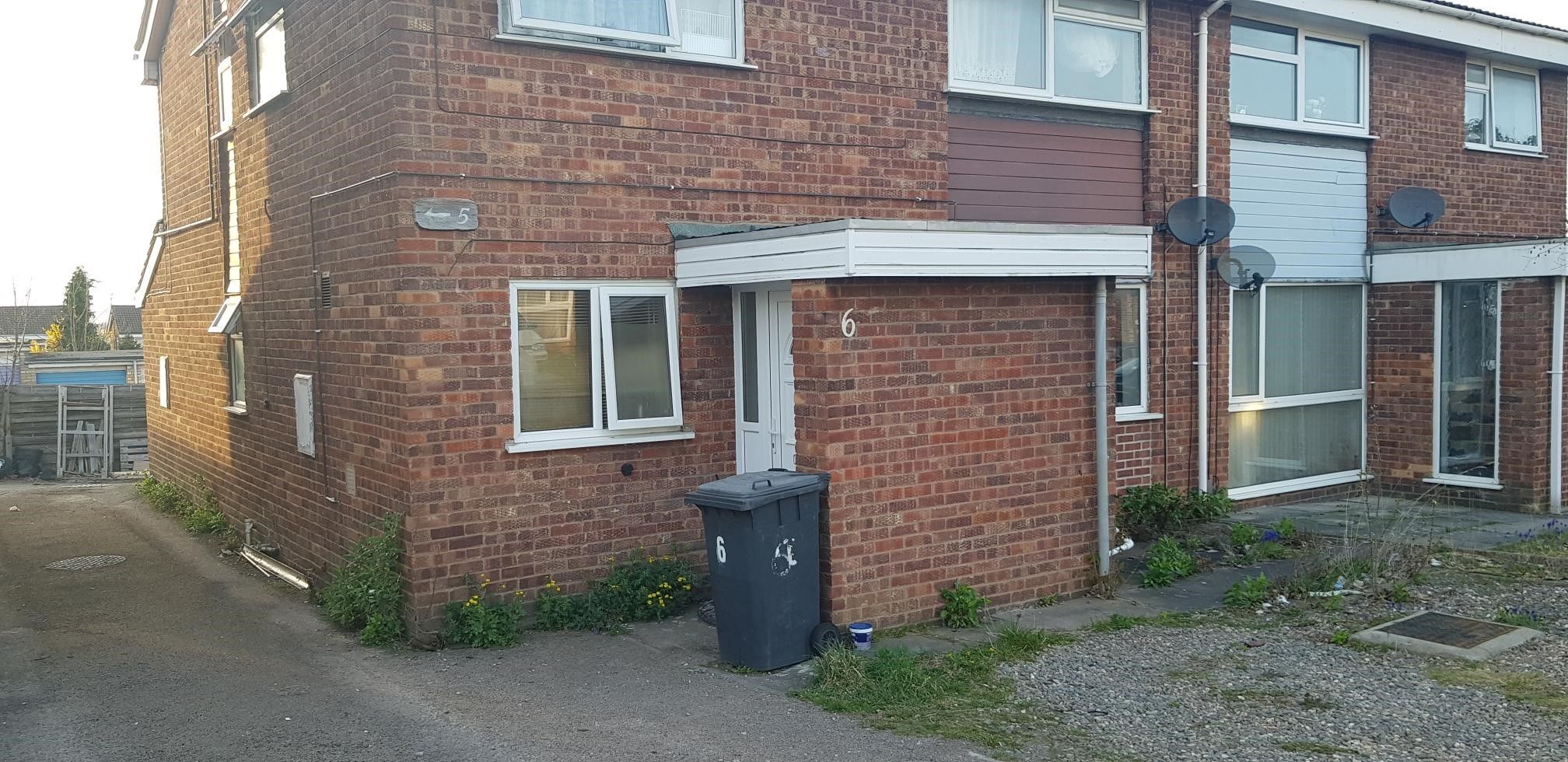 2 Bedroom Flat To Rent Teignmouth Close Leicester Le5 5nu