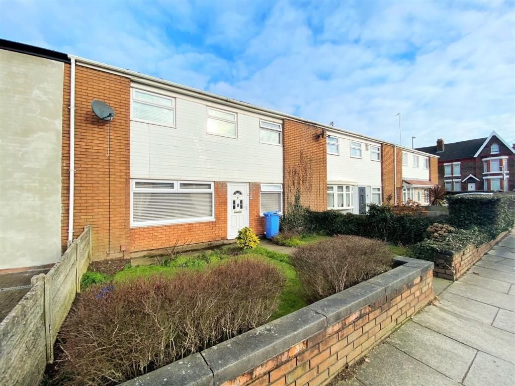 3 bedroom town house for sale, Western Avenue, Huyton, Liverpool, L36