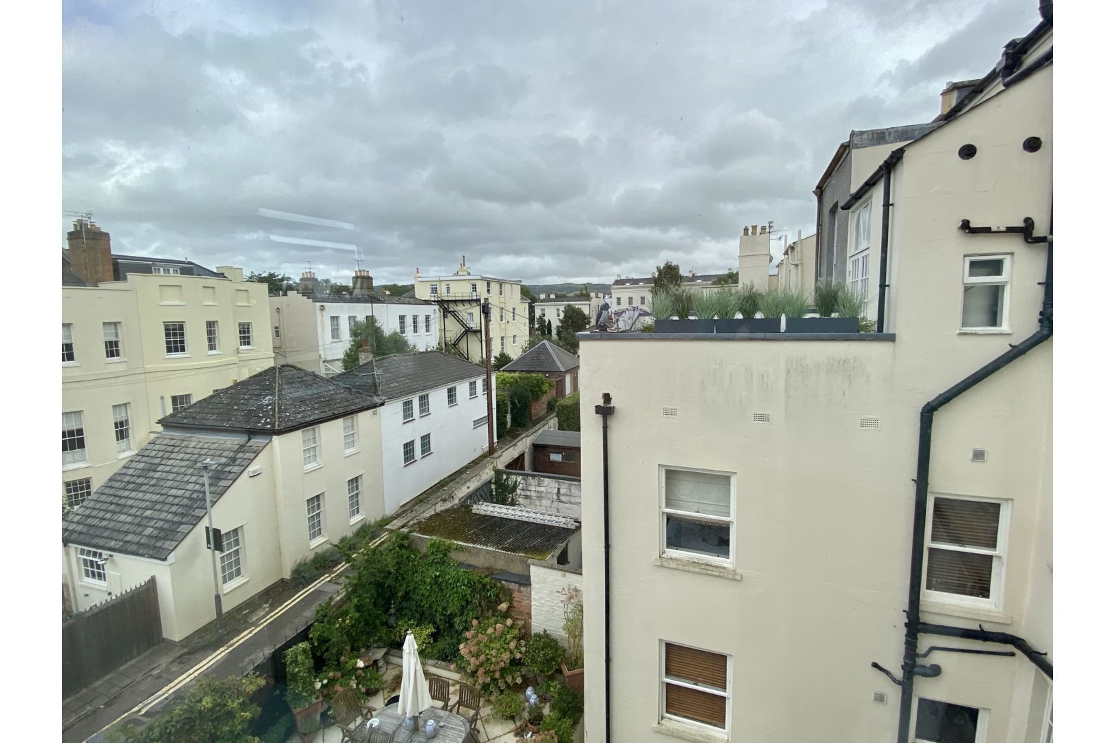 Studio flat for sale, Clarence Square, Cheltenham, GL50 4JP