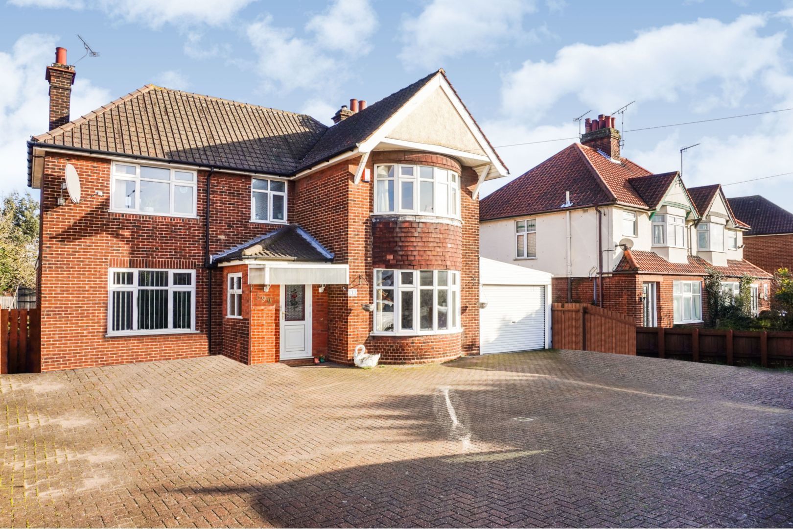 3 Bedroom Detached House For Sale Felixstowe Road Ipswich Ip Ip3 8sz