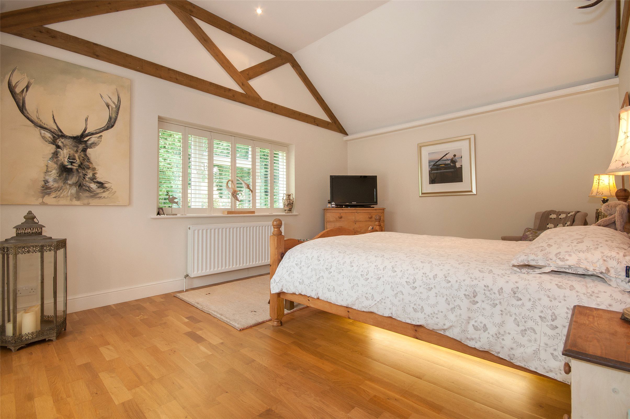 3 bedroom detached bungalow for sale, Ashurst Drive, Tadworth, Surrey