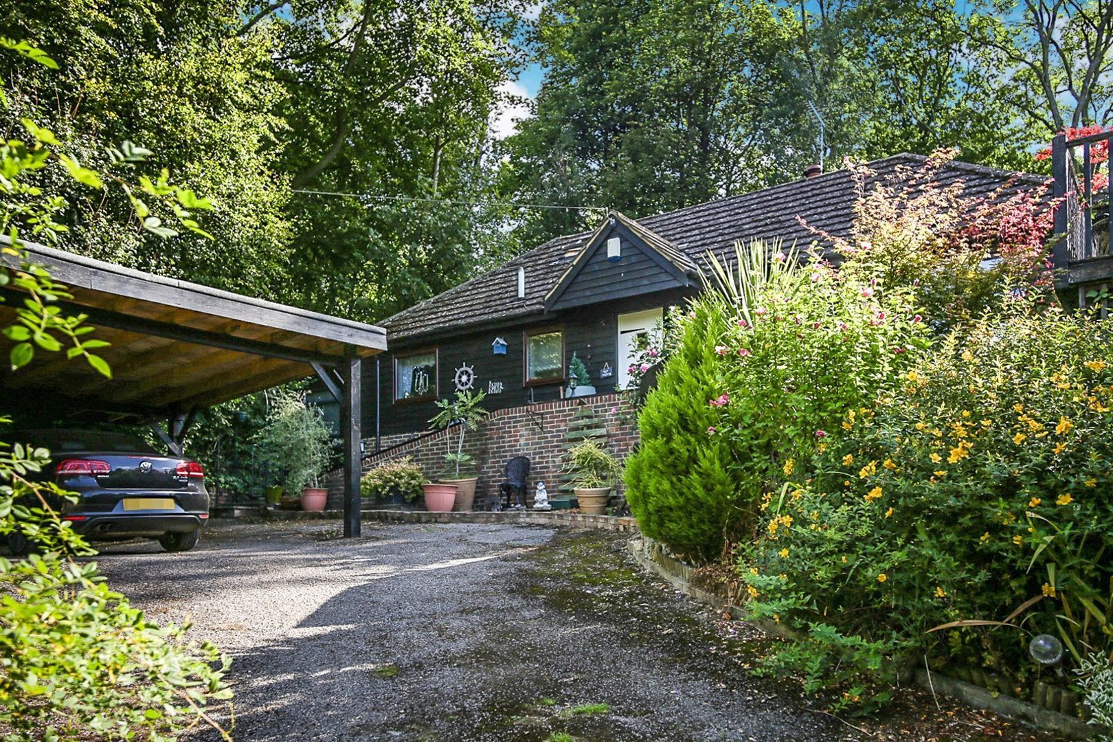 3 bedroom detached bungalow for sale, Valley Lane, Meopham DA