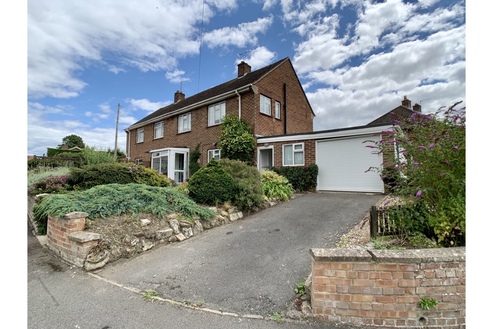 3 bedroom semidetached house for sale, Hillworth Road, Devizes SN