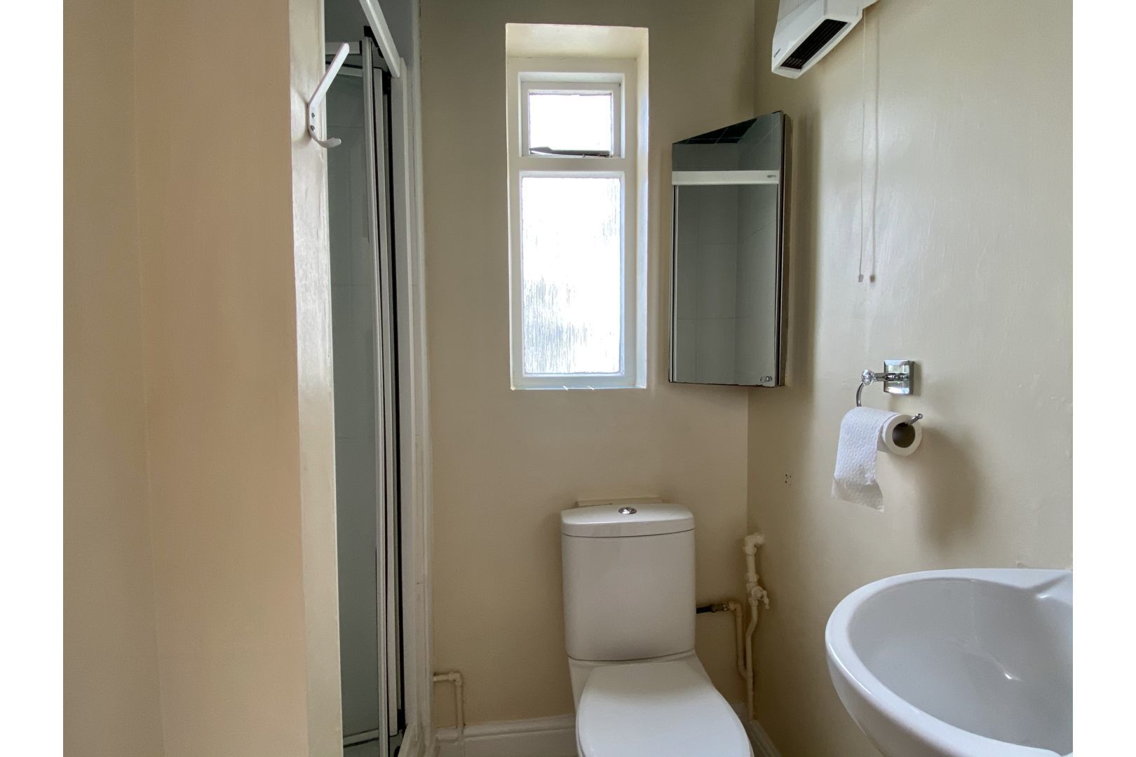 Studio flat for sale, Clarence Square, Cheltenham, GL50 4JP