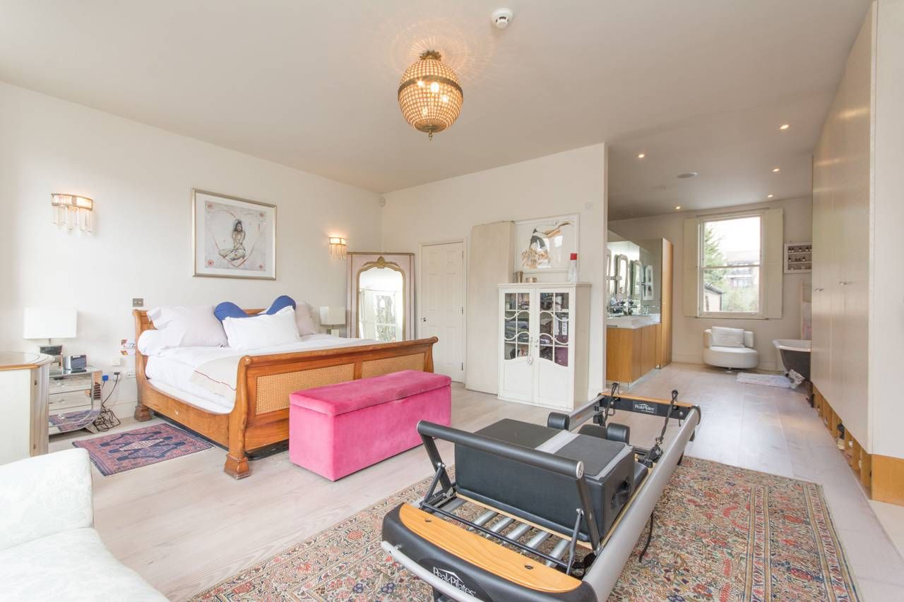 6 bedroom detached house for sale, Hmpd, Fordwych Road, West Hampstead