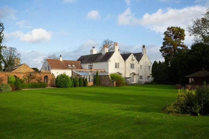 6 bedroom property for sale, York, YO26 9SH